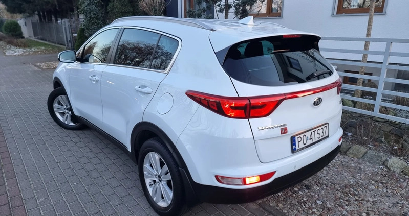 Kia Sportage cena 76999 przebieg: 126000, rok produkcji 2018 z Stryków małe 436